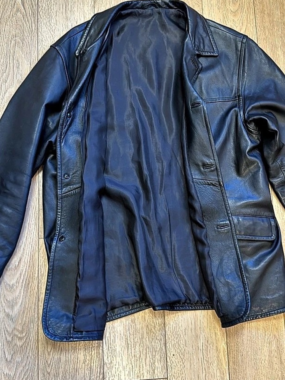 Men’s Black Leather Jacket Like New - Picture 2 of 3